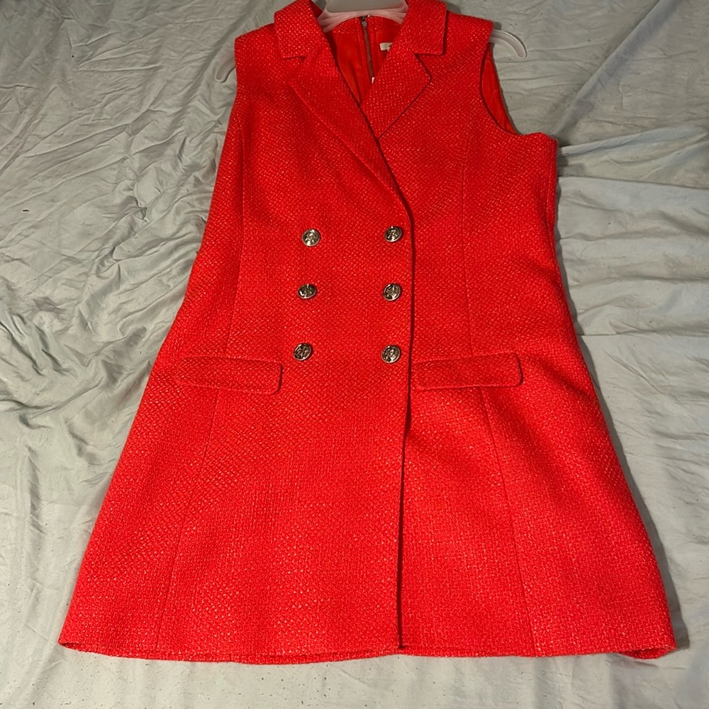 This Jason wu dress is has never been worn can be dressed up and down